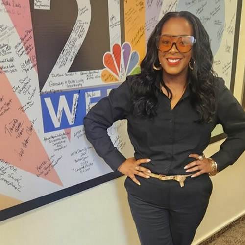 square1 https://azannaelise.com/wp-content/uploads/2024/07/square1.jpg